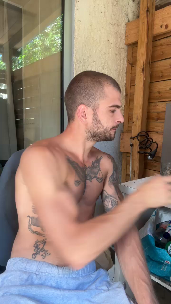 Greyoff