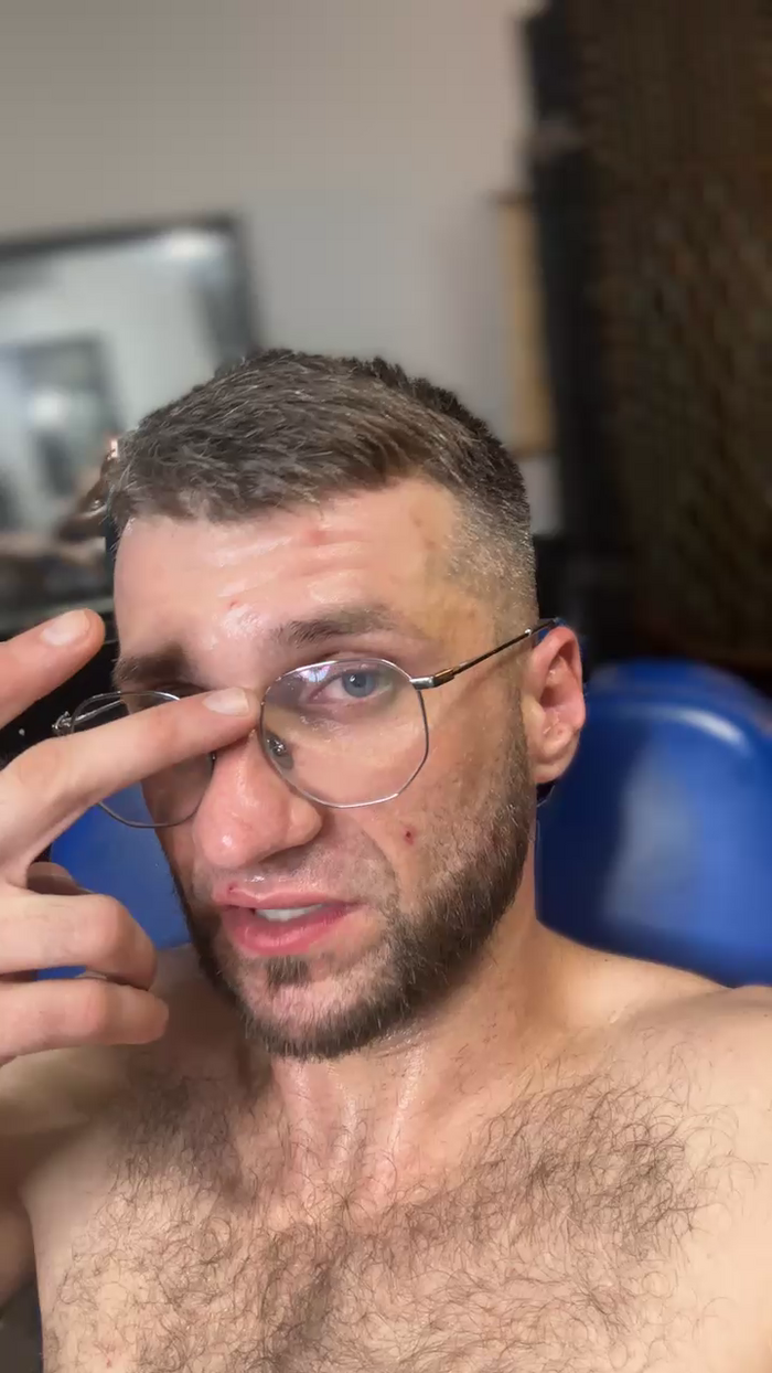 topstud5