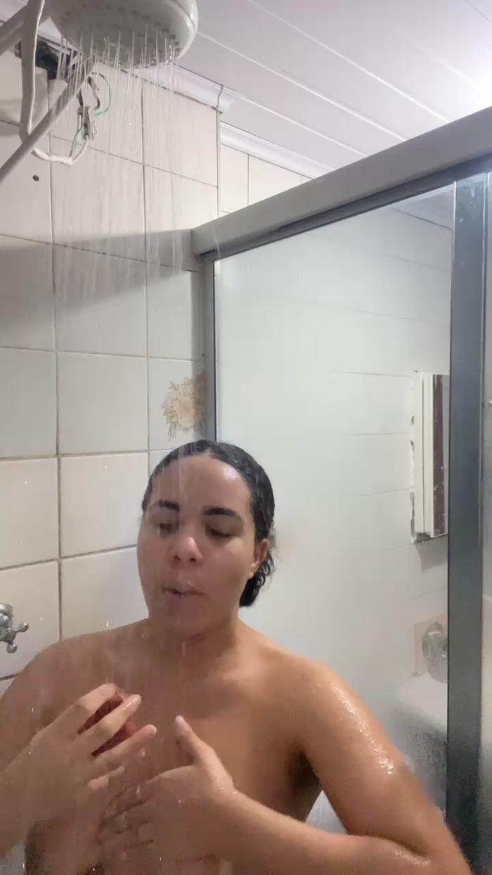 AmandaDebaro