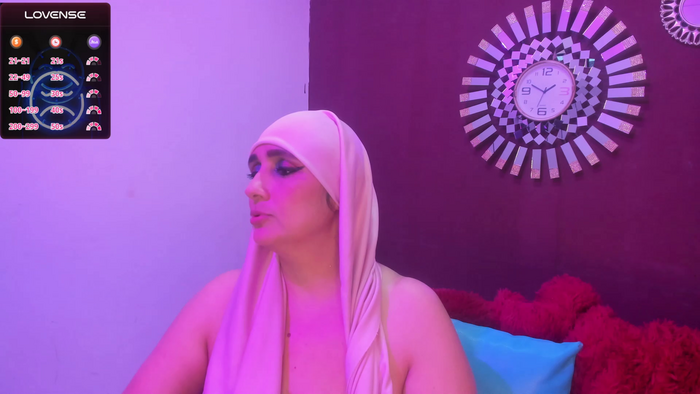 HijabiMilf