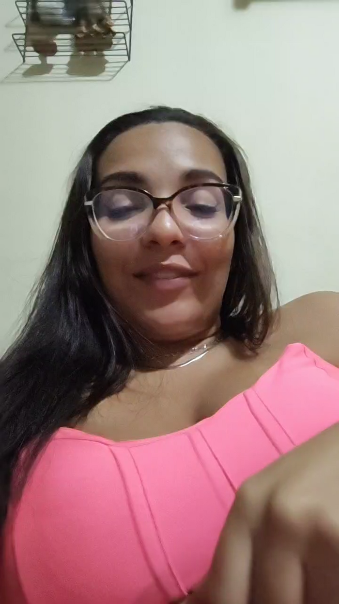 Larissasweet03