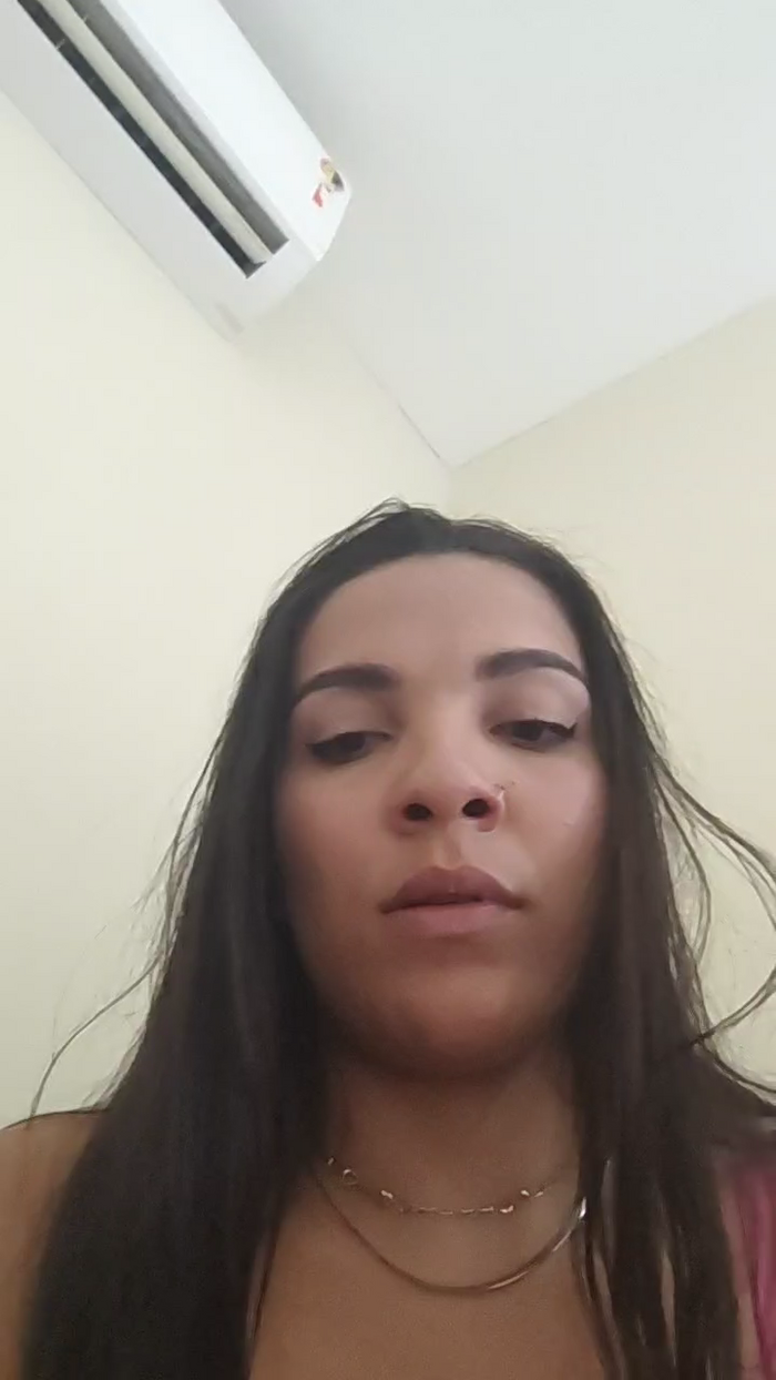 Larissasweet03