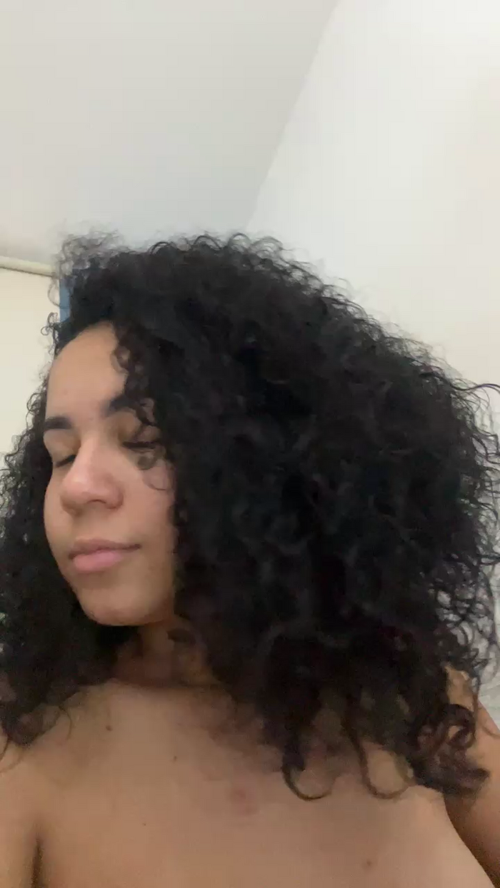 AmandaDebaro