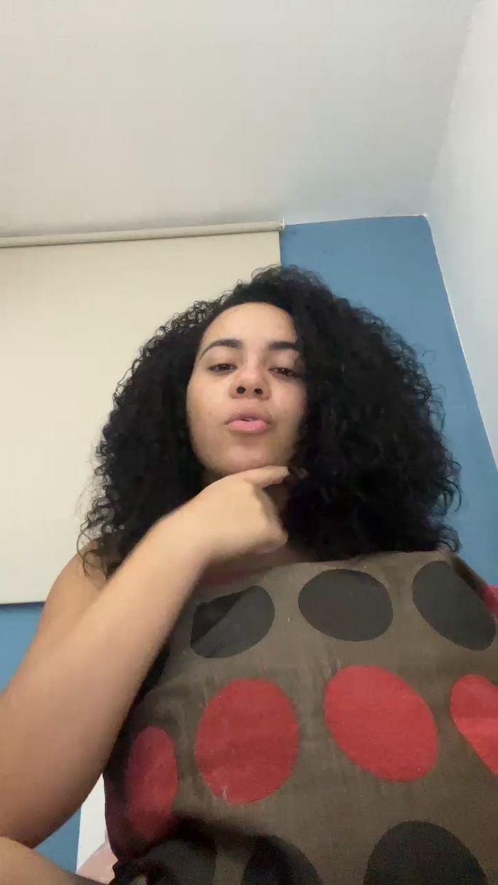 AmandaDebaro