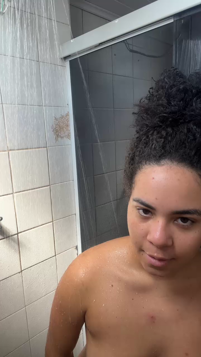 AmandaDebaro