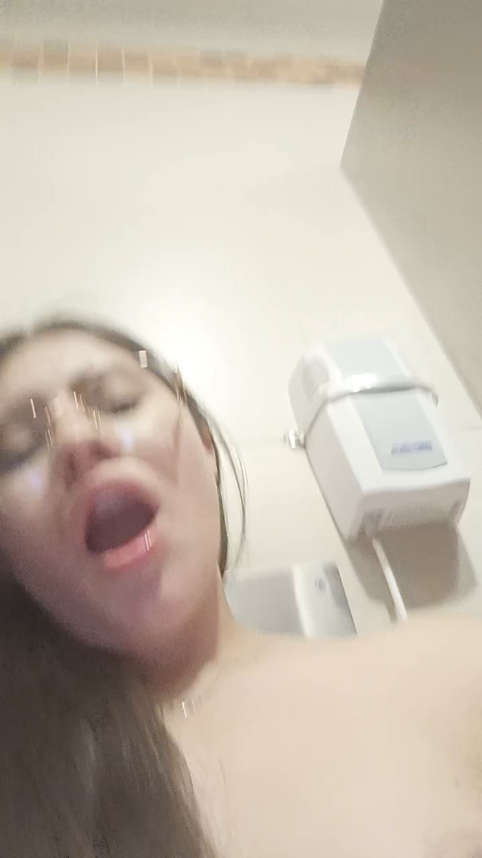 Lauren_44