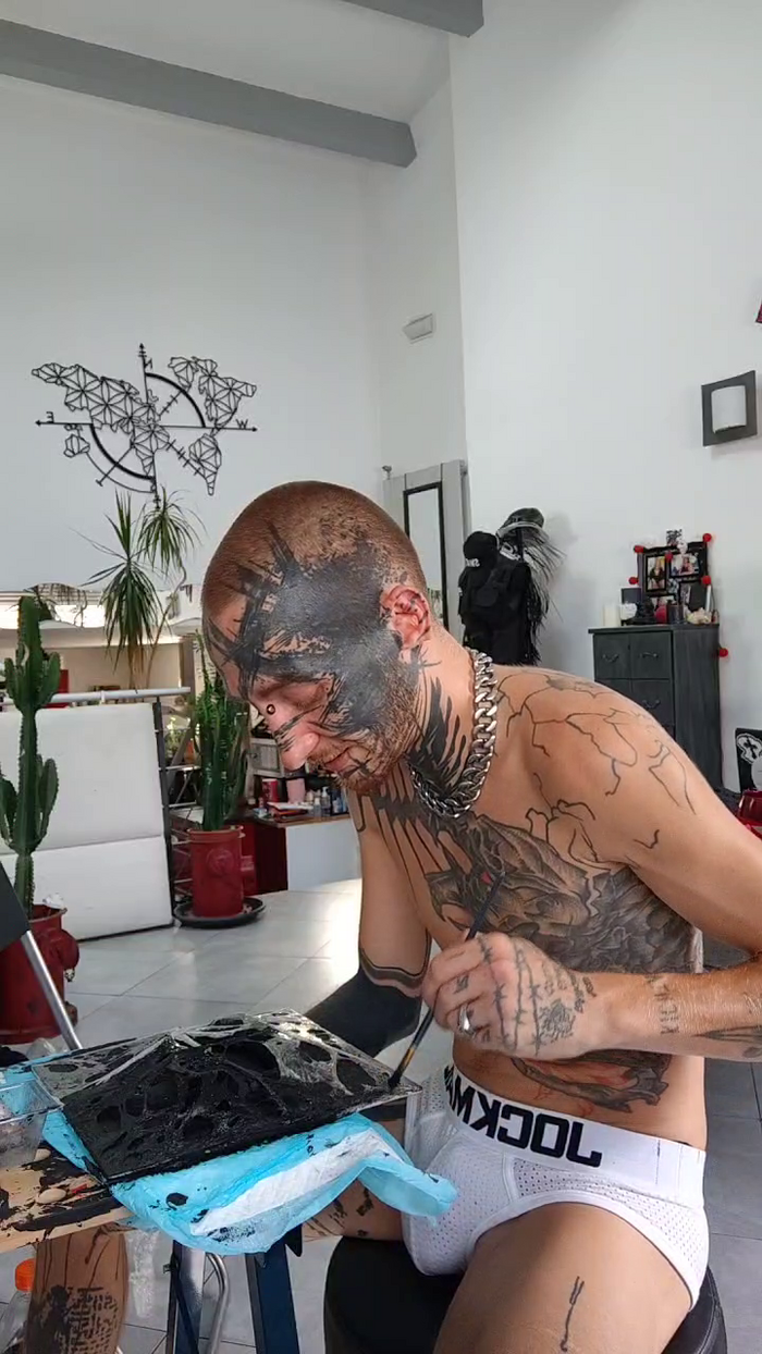 AxlBlackOrganic