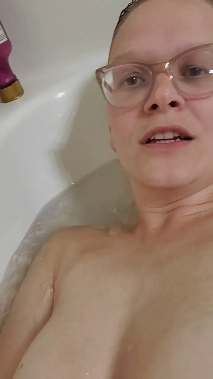 HoneyWolfxoxo