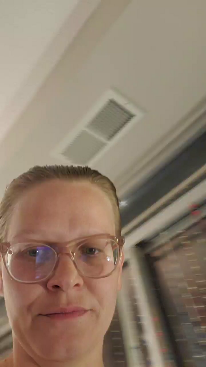 HoneyWolfxoxo