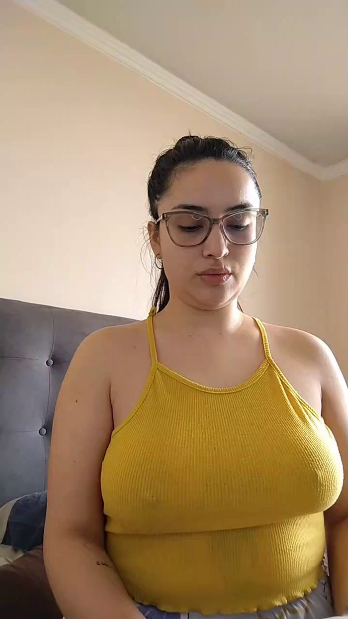 Latinaakita4