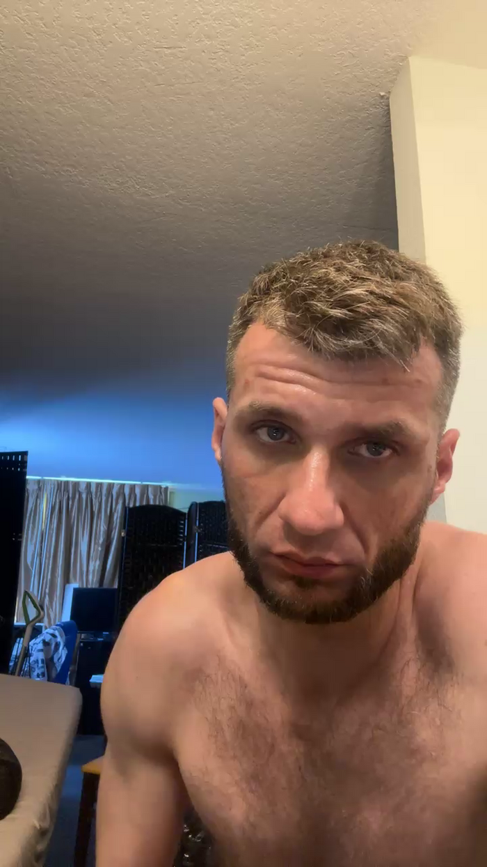 topstud5
