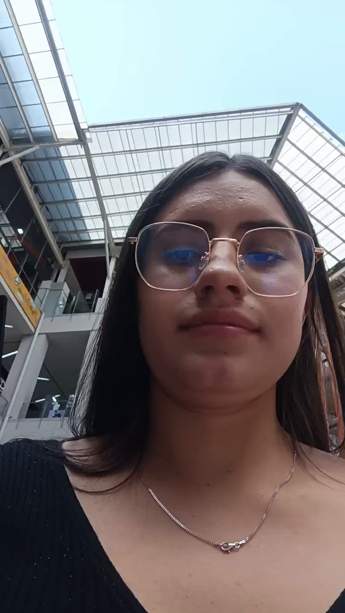 Lauren_44