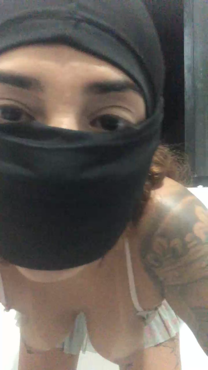 Gabi_loira