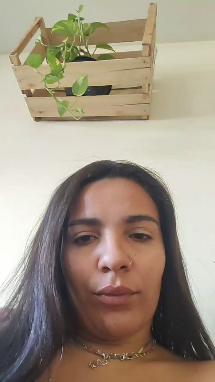 Larissasweet03