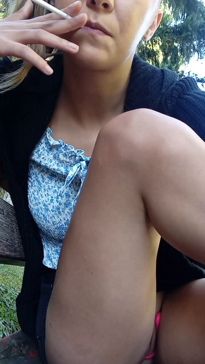 Risky_girl23
