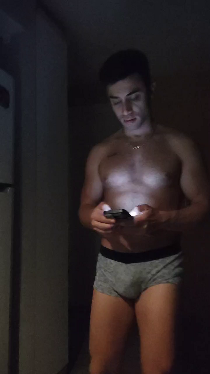 Hotfriends34