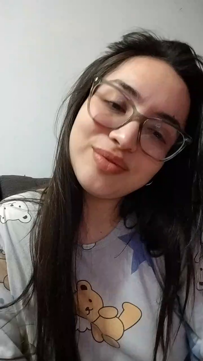 Latinaakita4