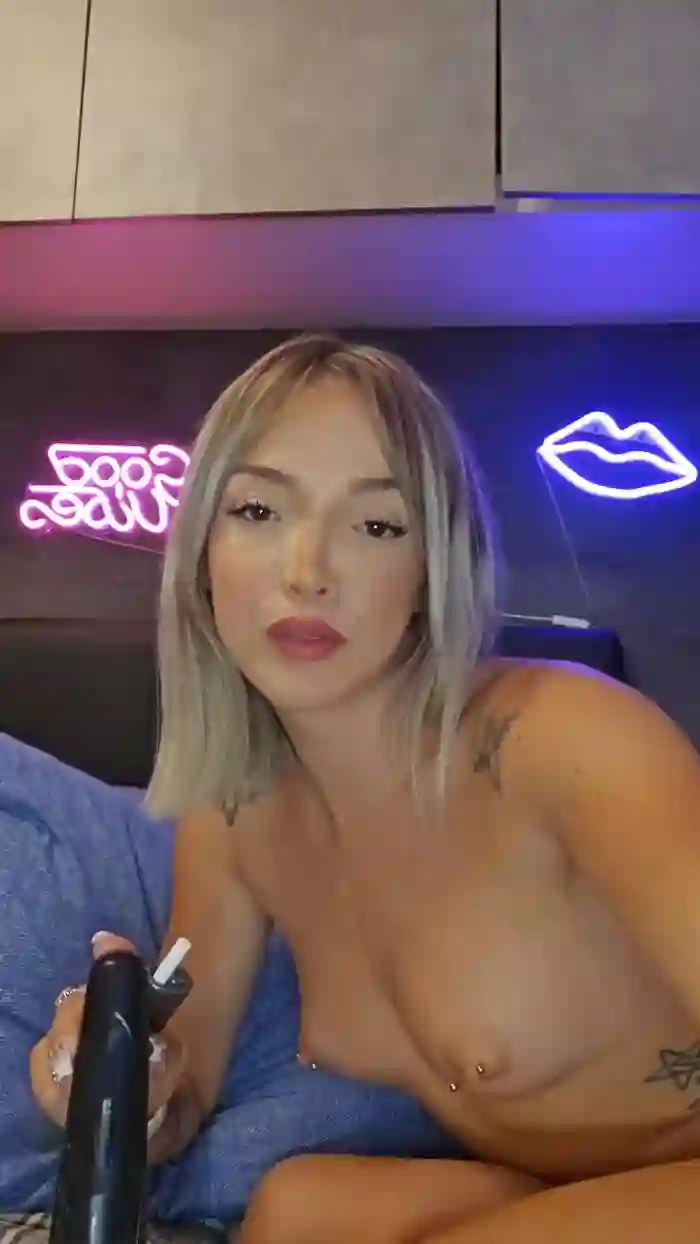 2024/10/02/cam4-daddyslut1-21-52-58