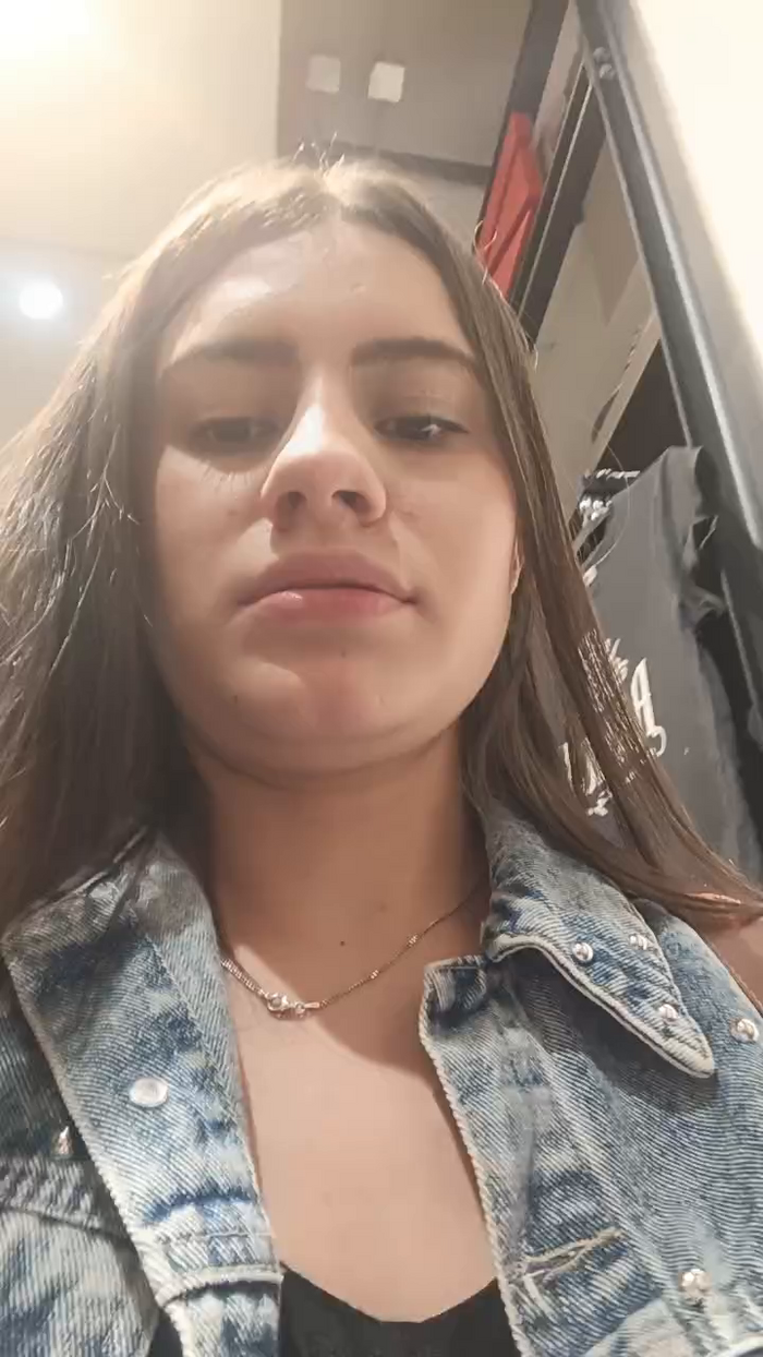 Lauren_44