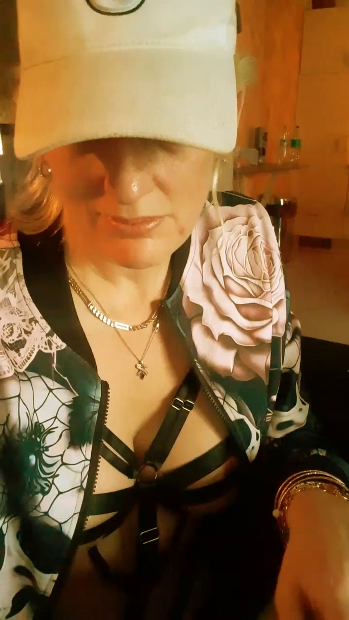 Sexy_meid1