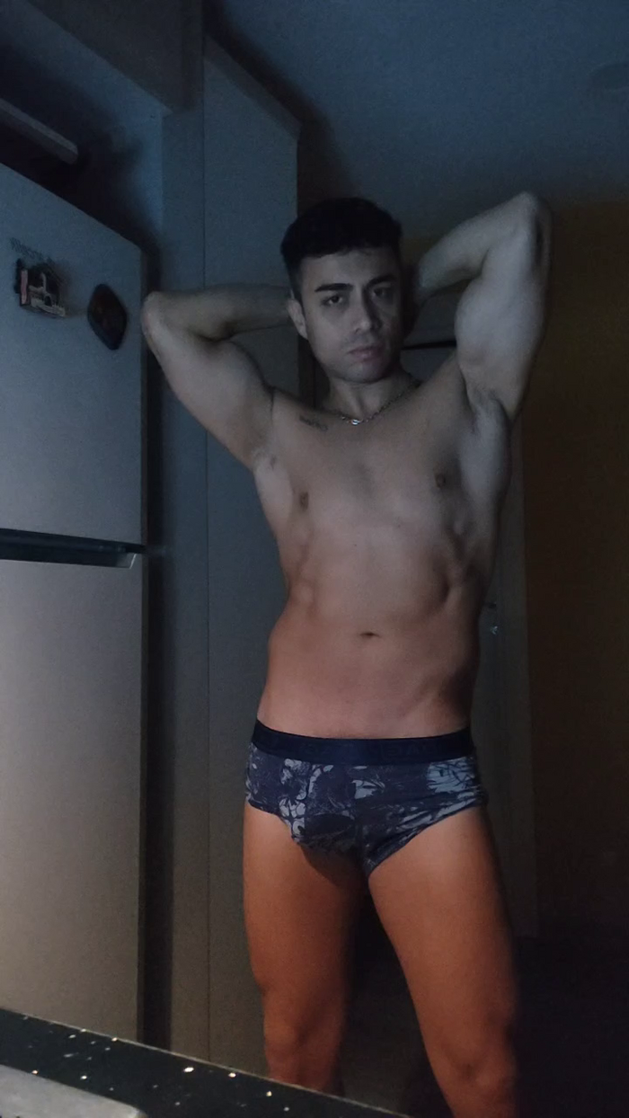 Hotfriends34