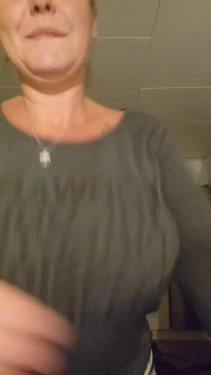 HorneyMilfSWE