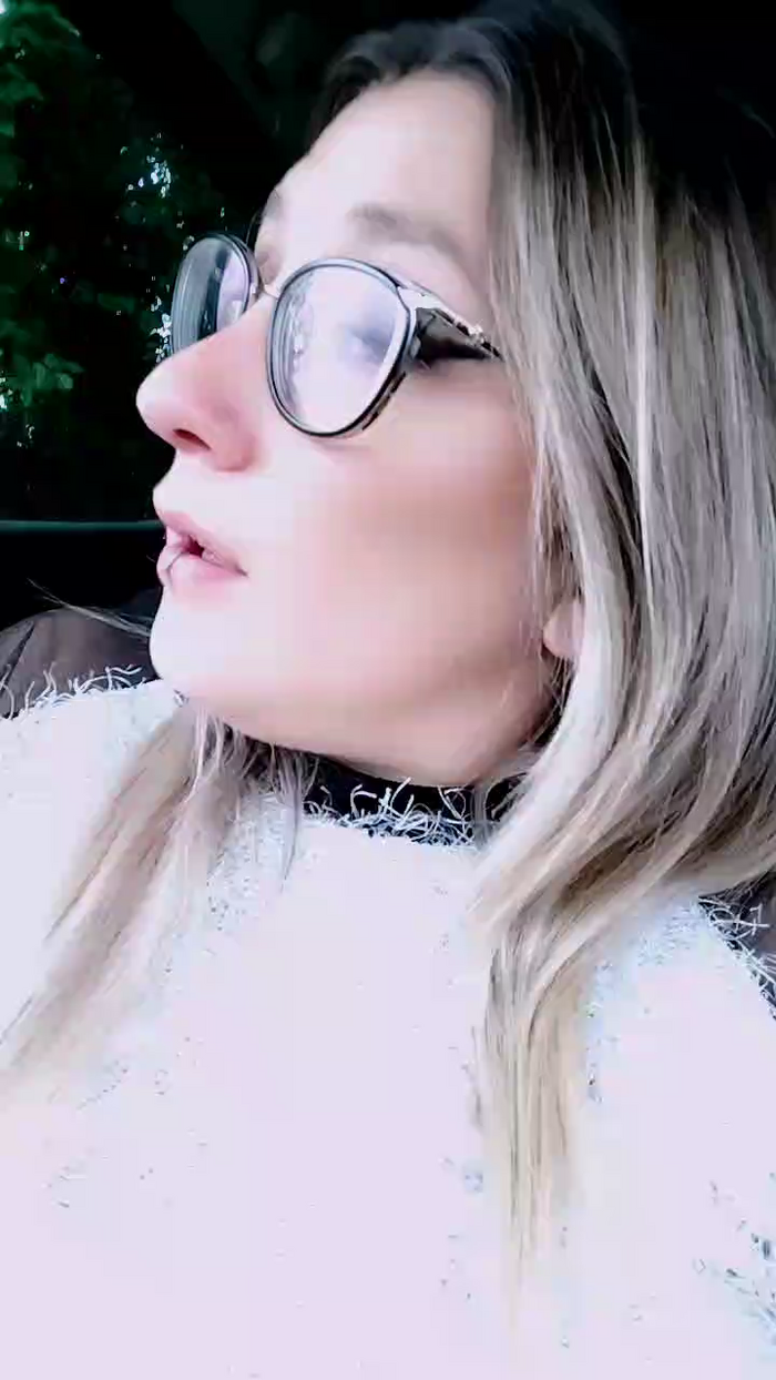 Love2hot2