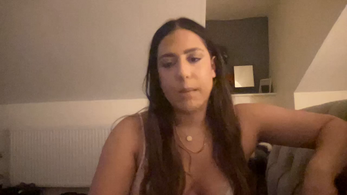 yasmin02