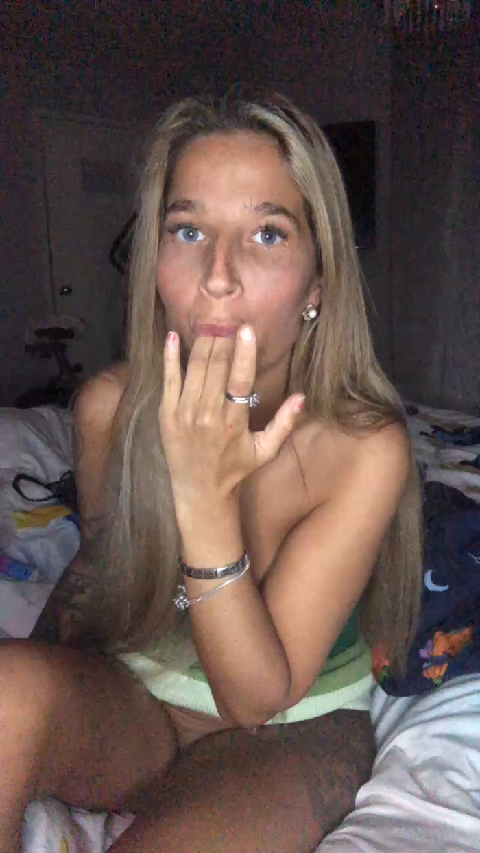 Emikyx
