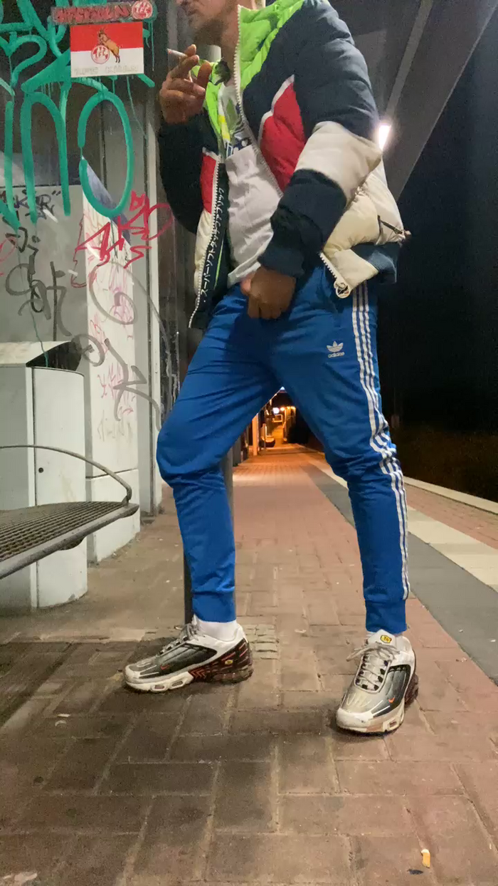 darksecret_Lar