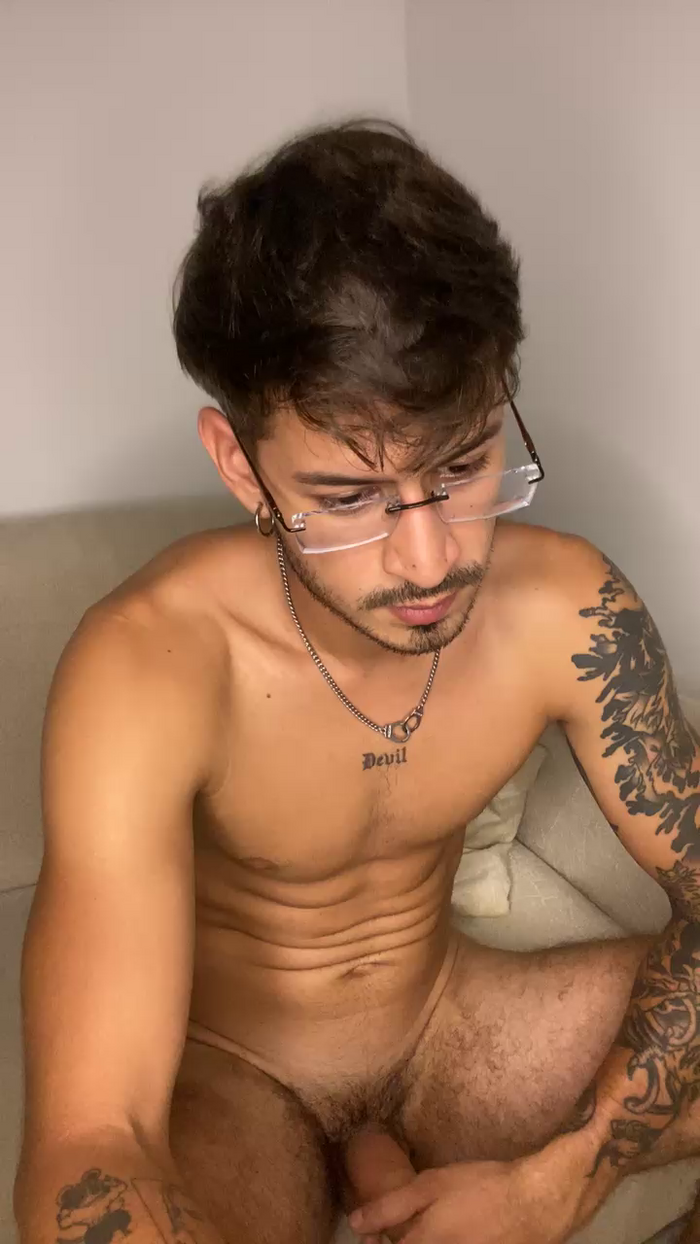 Nickyyy__