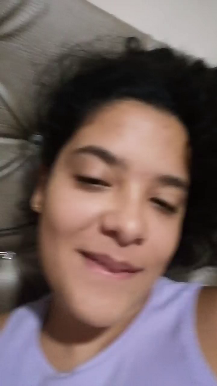 Ximena_Curly_