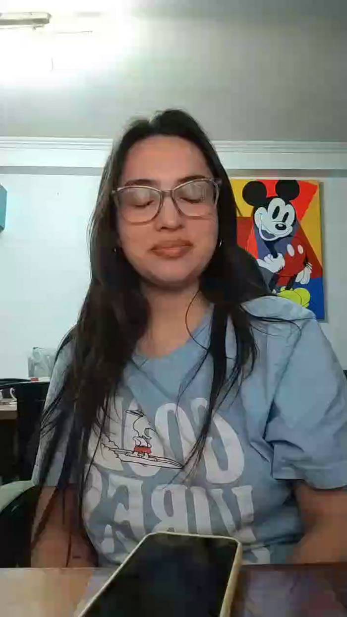 Latinaakita4