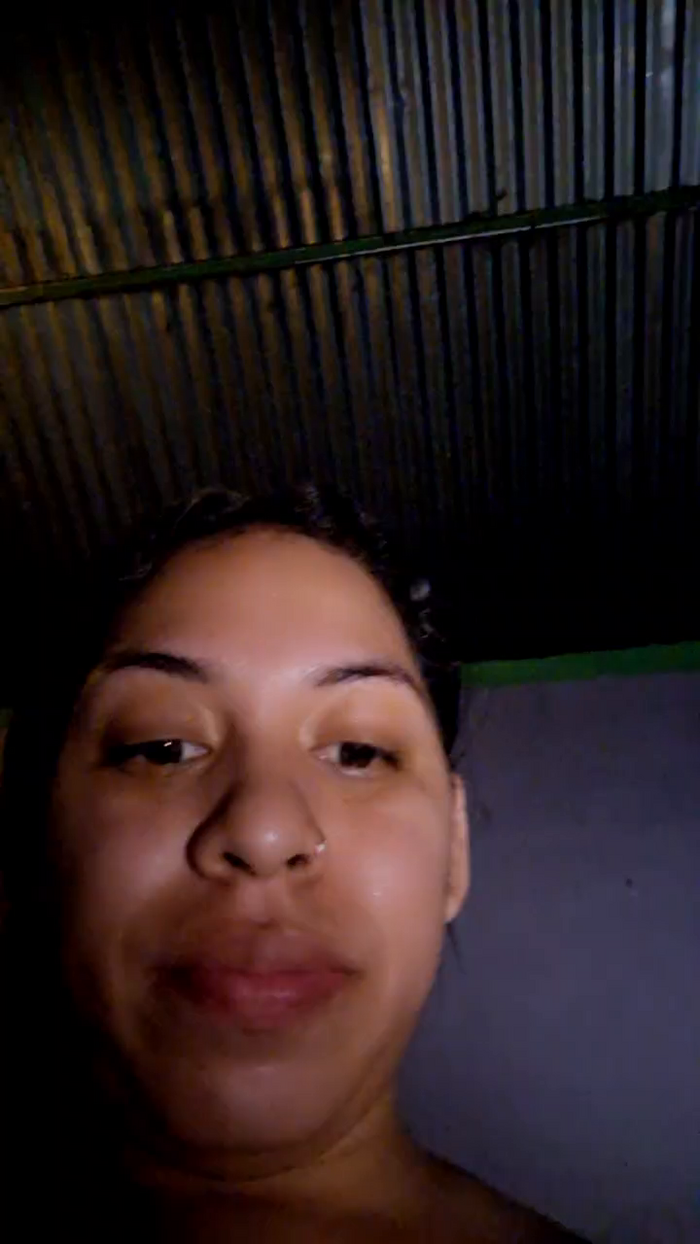 girl_pee