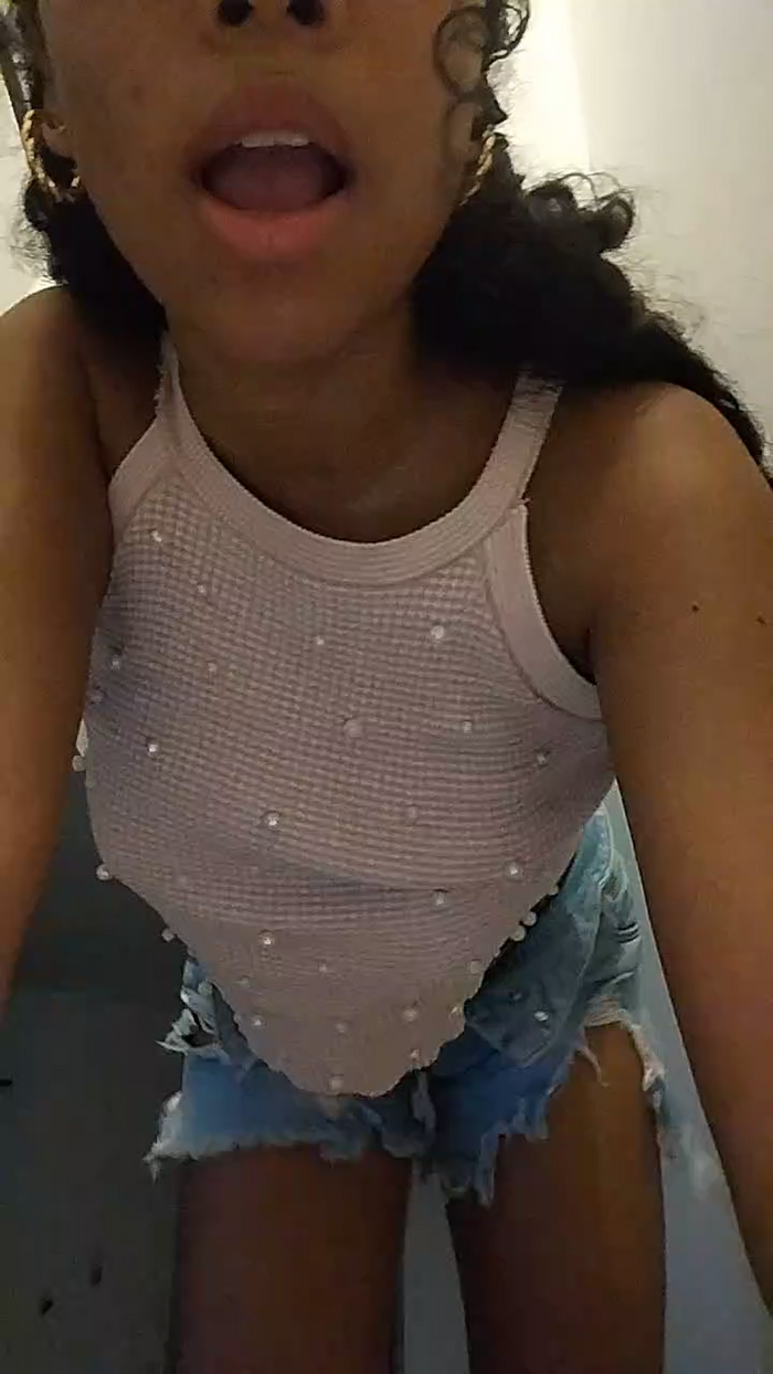 Queen_FullPee