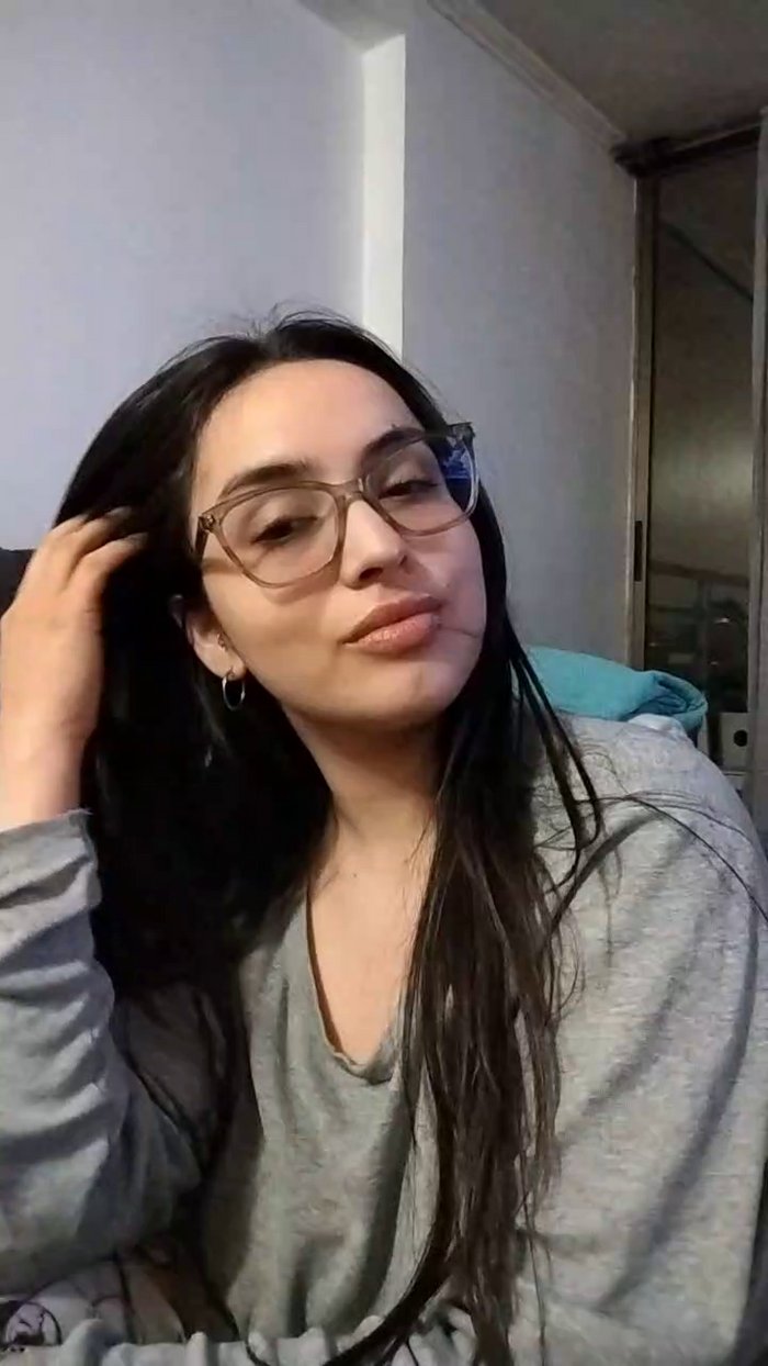Latinaakita4