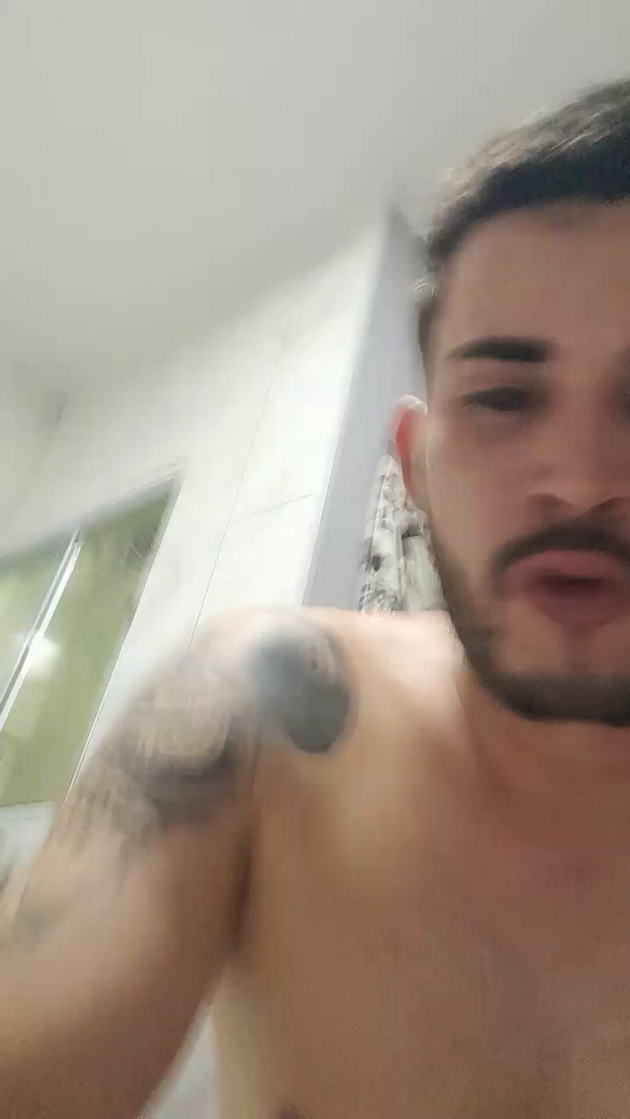 Leo_dot25