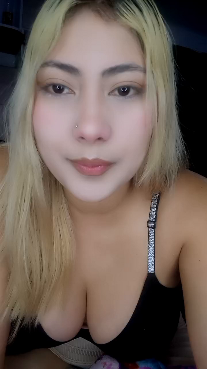 zoe_kimm
