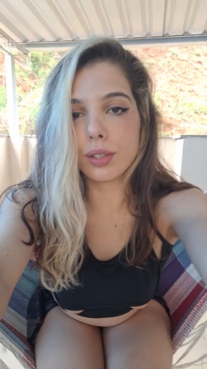 LizzieBlack