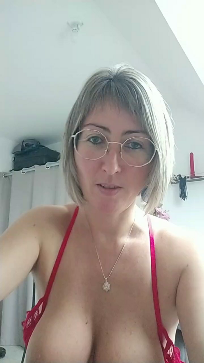 Titaly38
