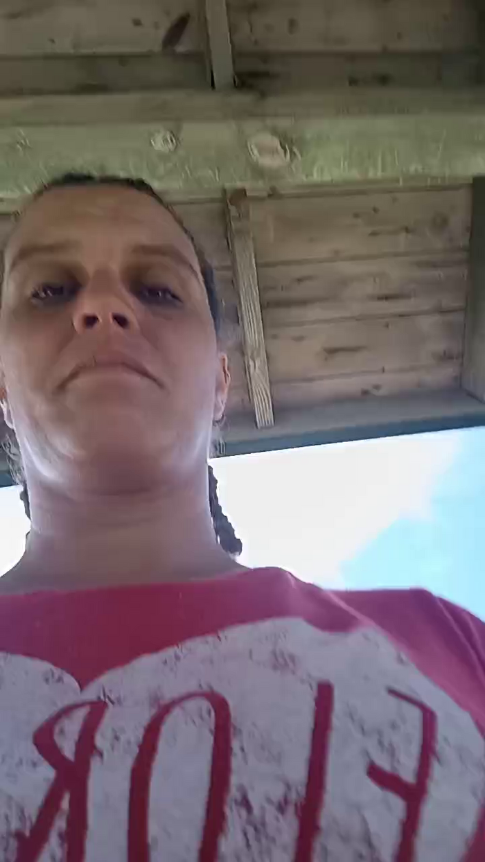 sayrah_hot
