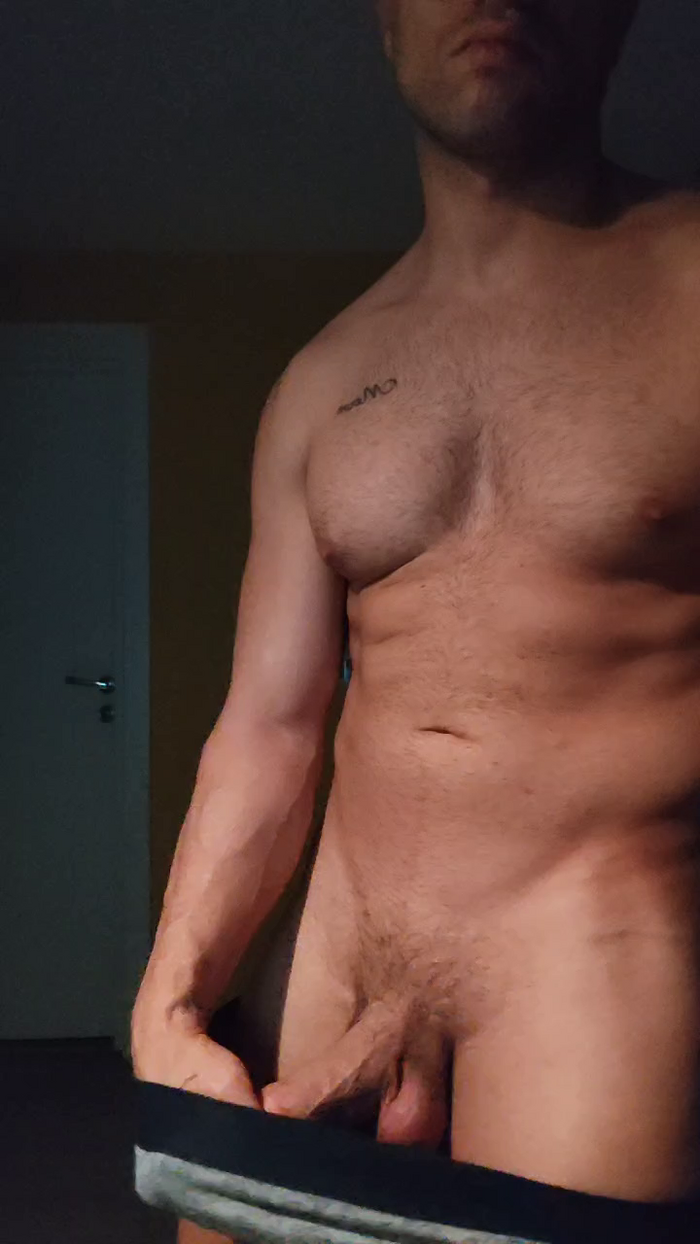 Hotfriends34