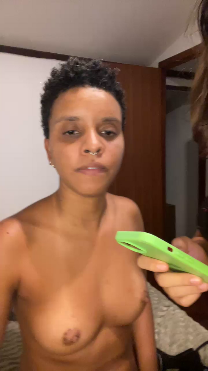 LatinasPair