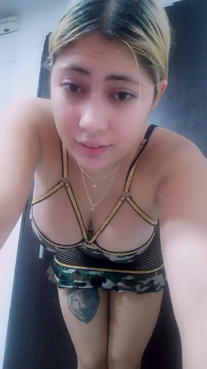 zoe_kimm