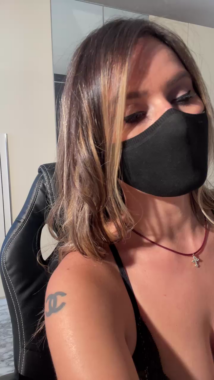 Ellen_2022___