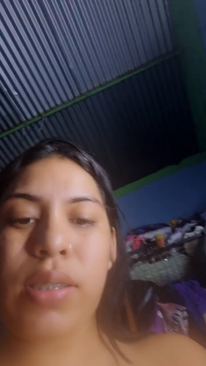 girl_pee