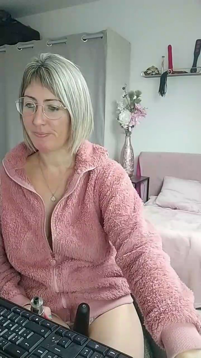 Titaly38