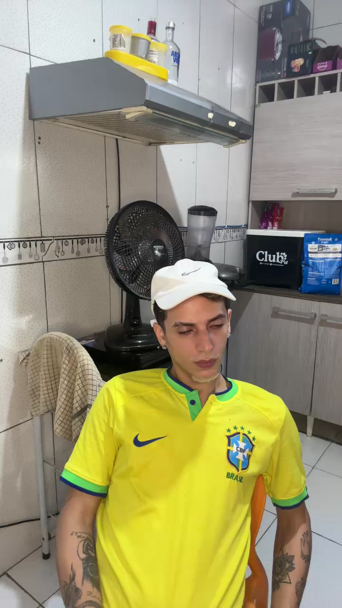Novinhodot20_