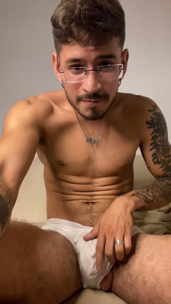Nickyyy__