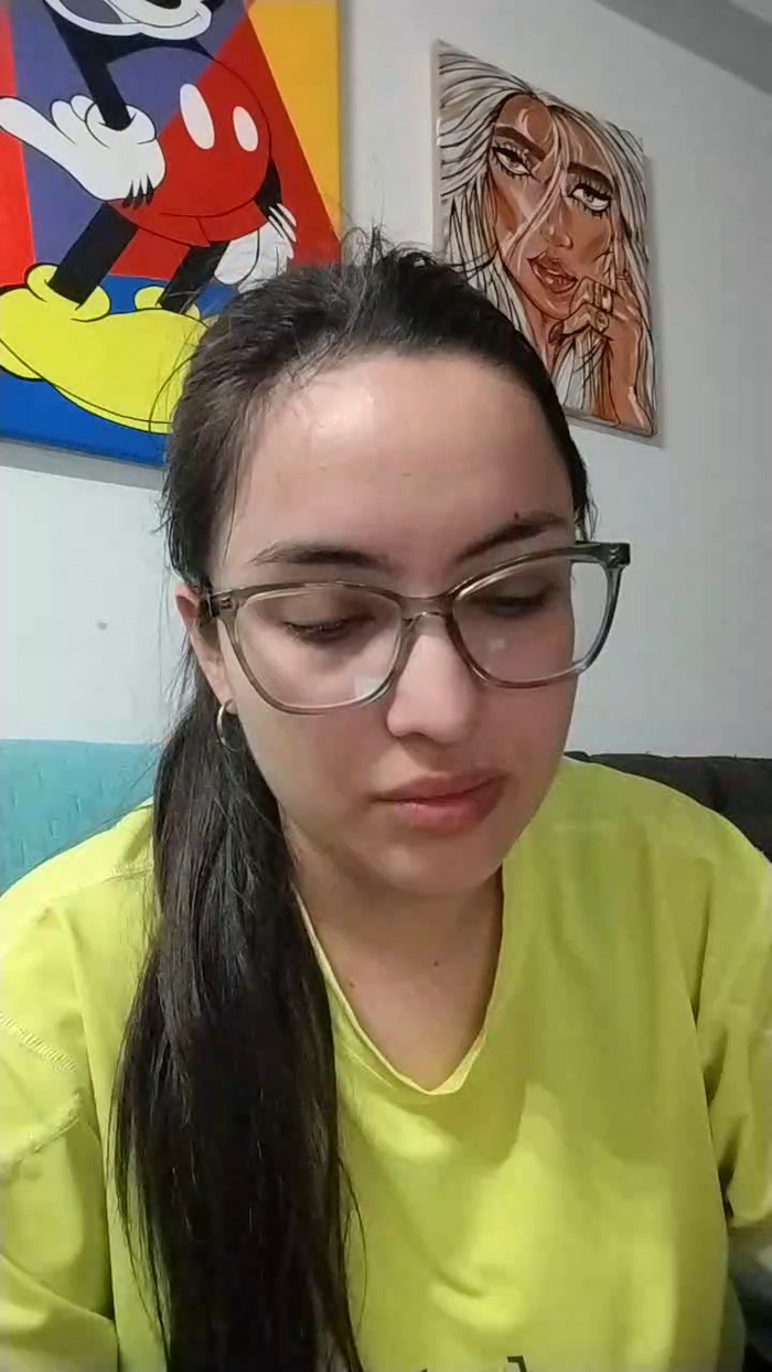 Latinaakita4
